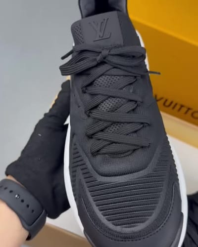 Louis Vuitton Tactic Trainers in black — 5