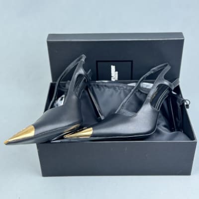 Saint Laurent Jeanne slingback pumps