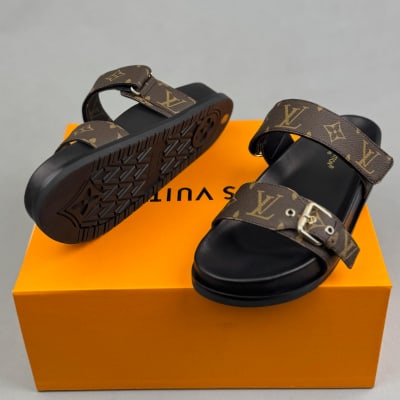 Louis Vuitton Bom Dia Flat Comfort Mules in Monogram canvas