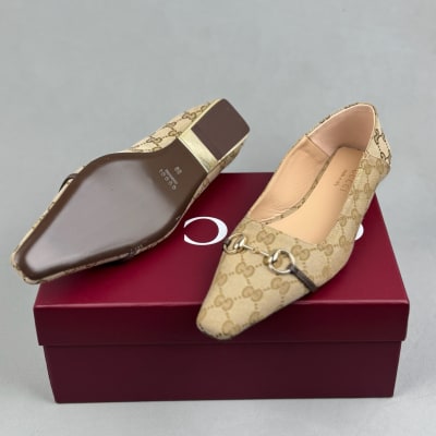 Gucci Vittoria ballet flats crafted