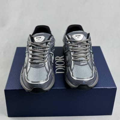 Dior B30 sneakers in charcoal light gray — 3