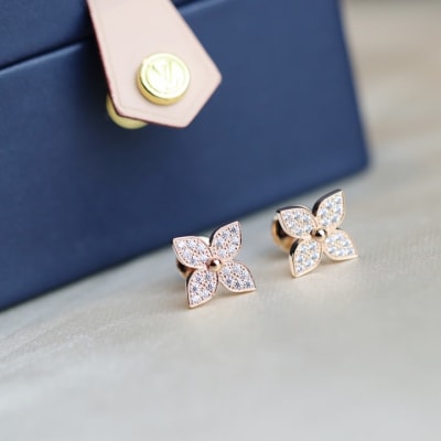 Louis Vuitton Idylle Blossom earrings