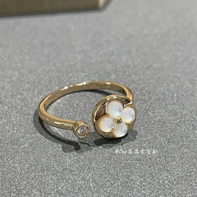 Louis Vuitton Ring