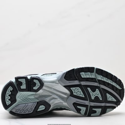 Asics Gel-Nimbus 10.1 — 40