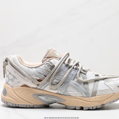 ASICS Gel-Kahana TR V2 — 35