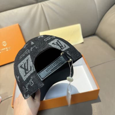 Louis Vuitton Hat — 8