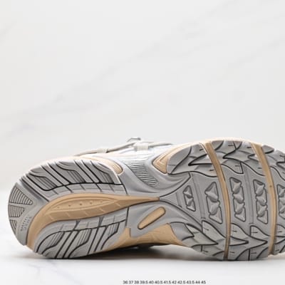 ASICS Gel-Kahana TR V2 — 27