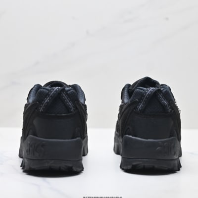 ASICS GEL-Pickax — 16