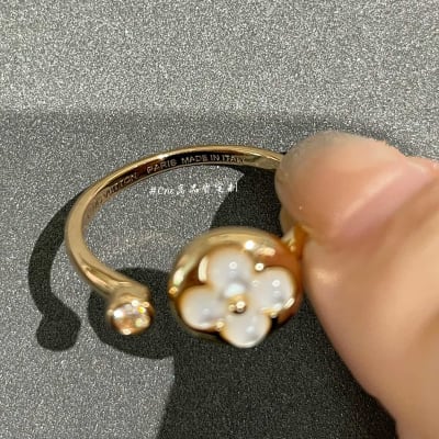 Louis Vuitton Ring — 4