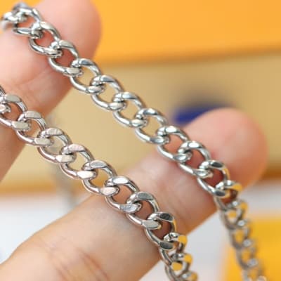 Louis Vuitton Necklace — 7