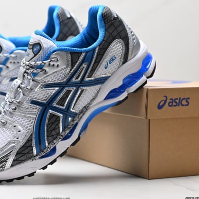 Asics Gel-Nimbus 10.1 — 32