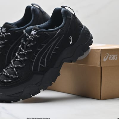 ASICS GEL-Pickax — 14