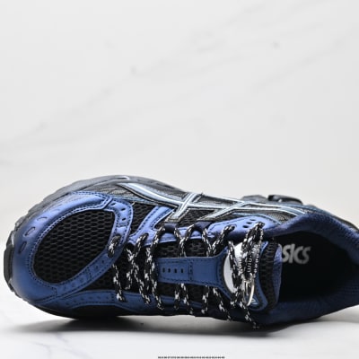 Asics Gel-Nimbus 10.1 — 20
