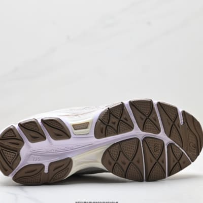 Asics Gel-NYC — 69