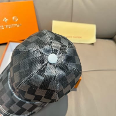 Louis Vuitton Hat — 5