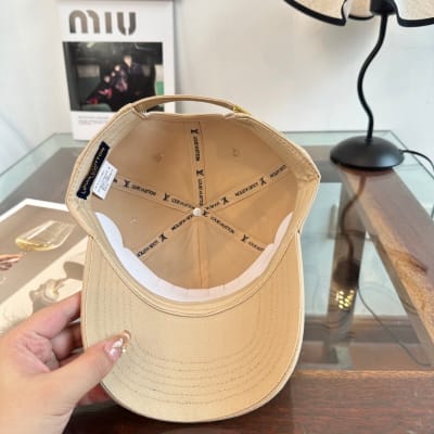 Louis Vuitton Hat — 8