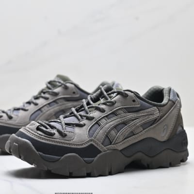 ASICS GEL-Pickax — 9