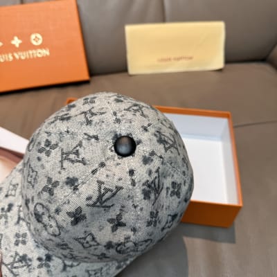 Louis Vuitton Hat — 6