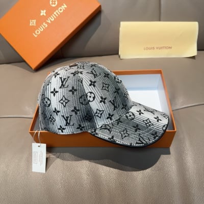 Louis Vuitton Hat — 4