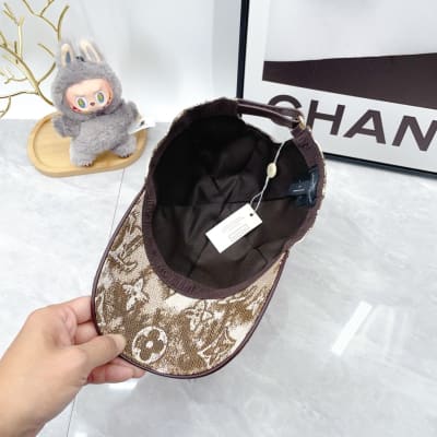Louis Vuitton Hat — 8