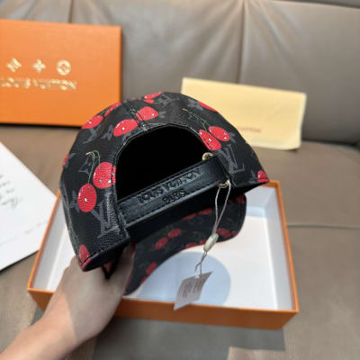 Louis Vuitton Hat — 8