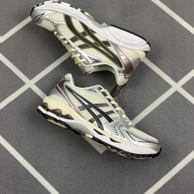 ASICS GEL-KAYANO 14 — 40