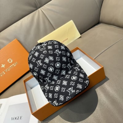 Louis Vuitton Hat
