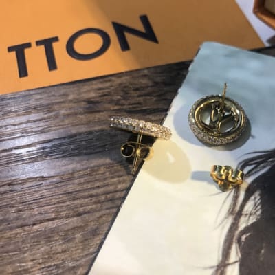 LOUIS VUITTON Metal Crystal Louise By Night Earrings — 6