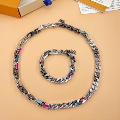 Louis Vuitton Necklace — 6