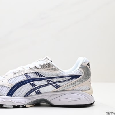 ASICS GEL-KAYANO 14 — 88