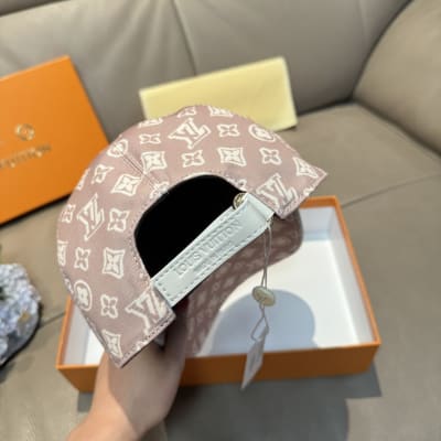 Louis Vuitton Hat — 8