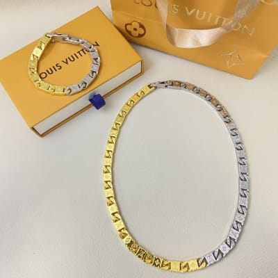 Louis Vuitton Necklace — 6