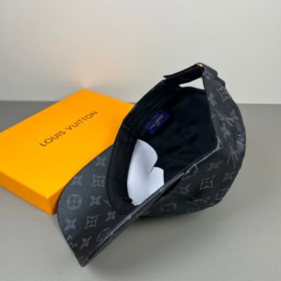 Louis Vuitton Hat — 8
