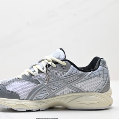 Asics Gel-Nimbus 10.1 — 28