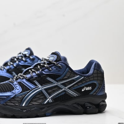 Asics Gel-Nimbus 10.1 — 18