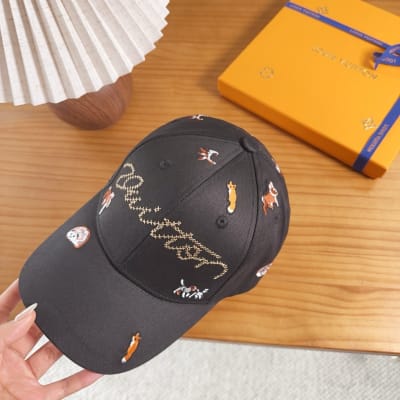 Louis Vuitton Hat — 6
