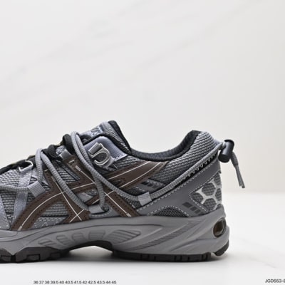 ASICS Gel-Kahana TR V2 — 42