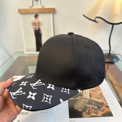 Louis Vuitton Hat — 8