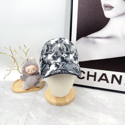Louis Vuitton Hat