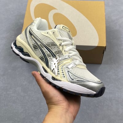 ASICS GEL-KAYANO 14 — 23