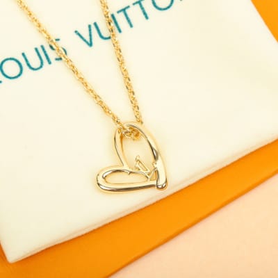 Louis Vuitton heart-shaped pendant necklace — 4