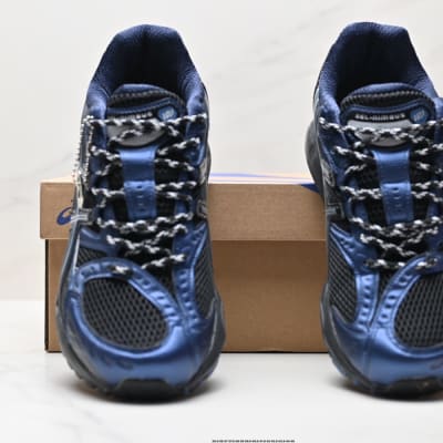 Asics Gel-Nimbus 10.1 — 15