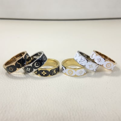 Louis Vuitton Ring — 8