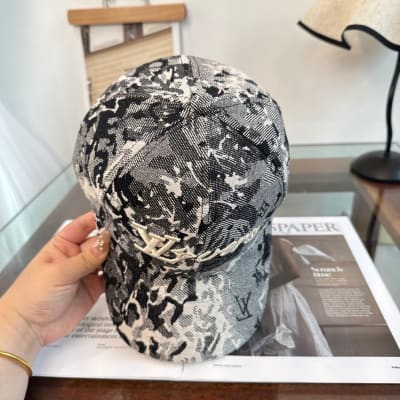 Louis Vuitton Hat — 6