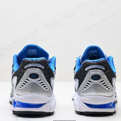 Asics Gel-Nimbus 10.1 — 34