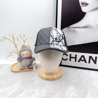 Louis Vuitton Hat