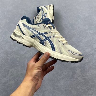 ASICS Gel-Flux 4 — 32