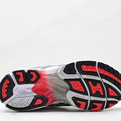 ASICS GEL-KAYANO 14 — 94