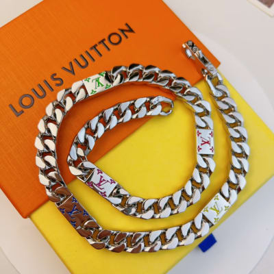 Louis Vuitton Chain Links Necklace