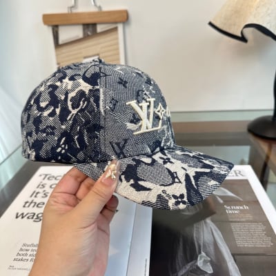 Louis Vuitton Hat — 7